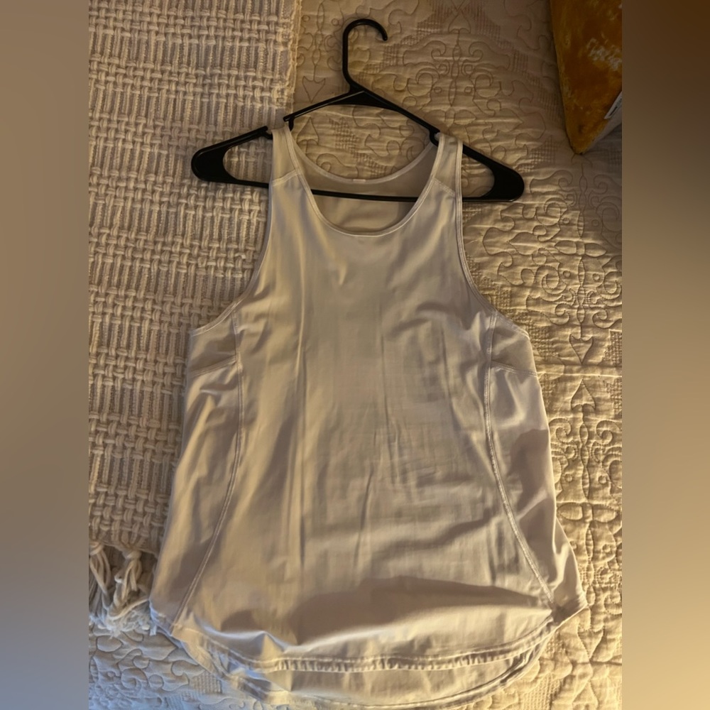 White lulu lemon tank top
